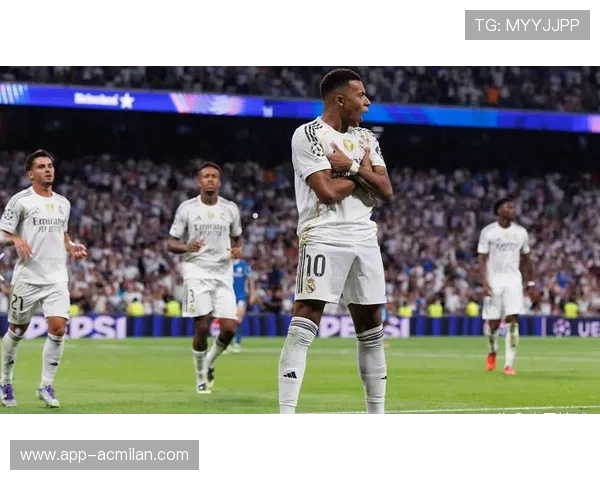 皇马跌入危险区：冠军光环下的隐忧与突破路径